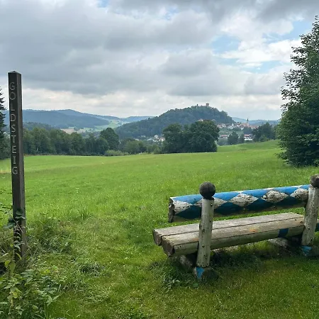 Apartmán Mit Terrasse - Hunde Willkommen *